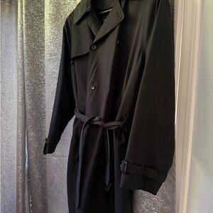 NWT….Men’s London Fog Trench Coat…Sz 44L